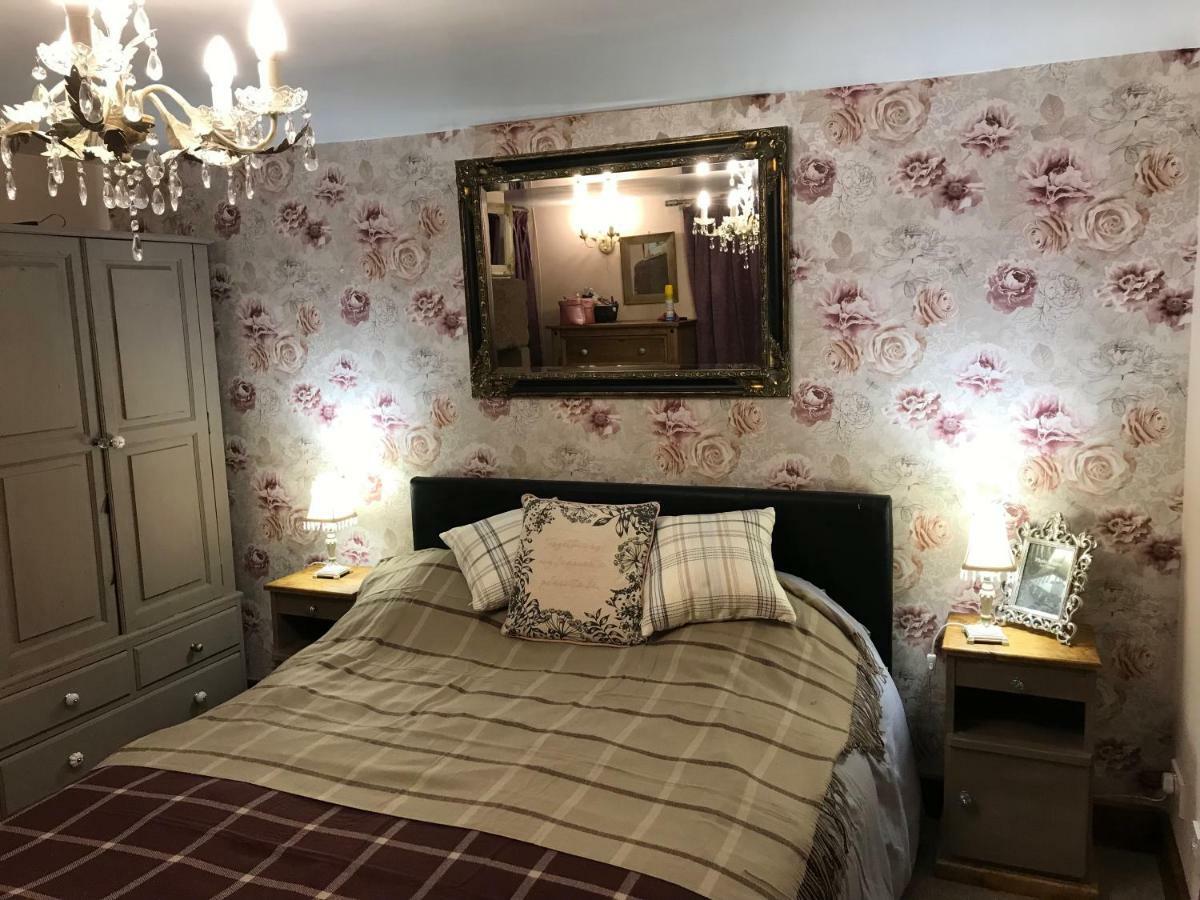Hen Cloud Cottage Upper Hulme ภายนอก รูปภาพ