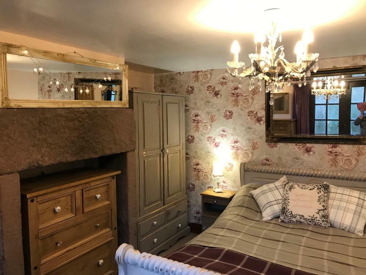 Hen Cloud Cottage Upper Hulme ภายนอก รูปภาพ